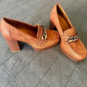 Never Worn! WHITE MOUNTAIN Women's Shoes Manning Platform Heel Loafer